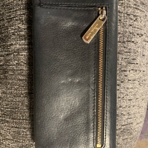 Michael Kors black leather wallet - Picture 3 of 7